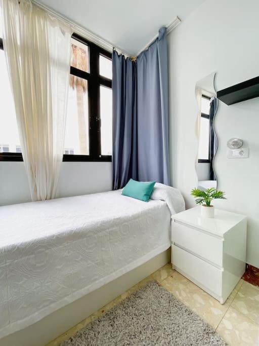 Oceano Azul Luminoso 50 Metros Del Mar En Centro Apartment Corralejo Exterior photo